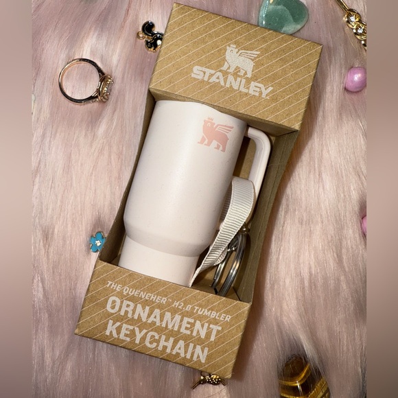 Stanley The Quencher H2.0 Tumbler 4 Keychains. The entire collection NIB - Picture 12 of 16